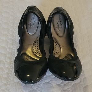 Dexflex Comfort size 7 black ballet flats